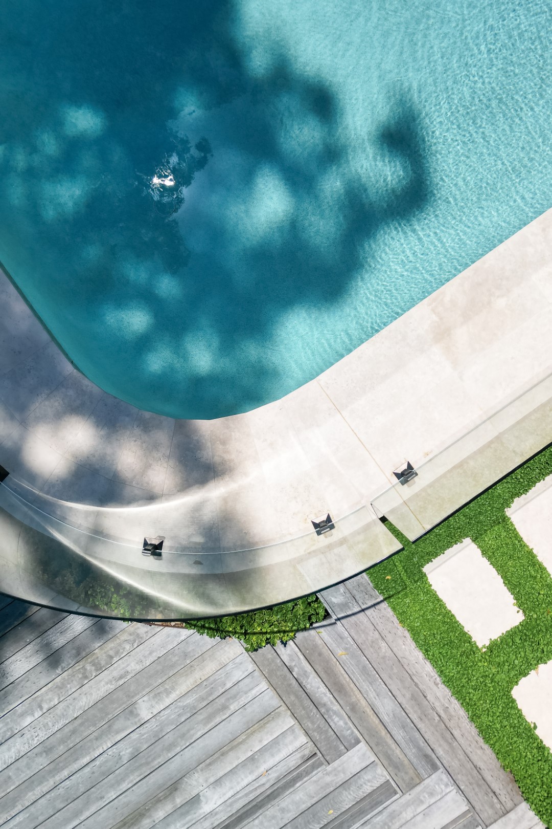 Pinnacle Pools team at work